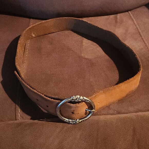 American Eagle Hawaiian Hibiscus Buckle and Belt - Picture 3 of 5